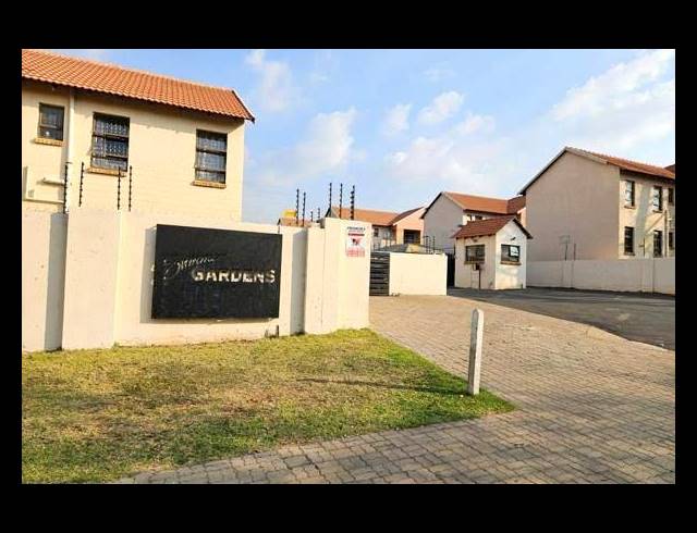 2 BEDROOM APARTMENT FOR SALE IN GROBLERPARK